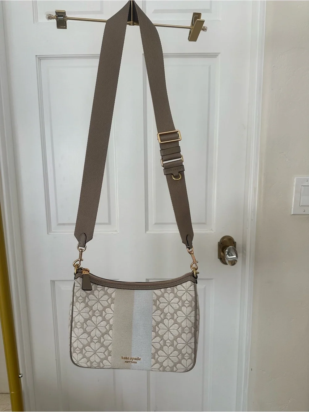 kate spade Beige and Cream Jacquard Shoulder Bag with Center Stripe
